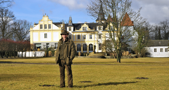 Auf Schloss und Gut Liebenberg in Brandenburg ist Luck seit 2009 Jagdleiter. (Foto: Hans Jörg Nagel)